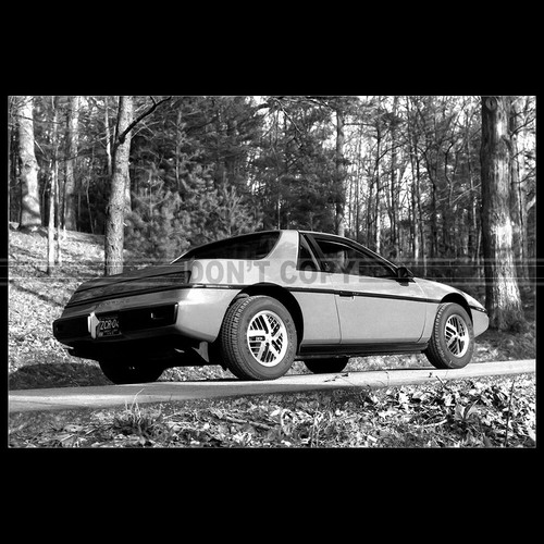 Photo 010198 pontiac fiero - photo, a.010198