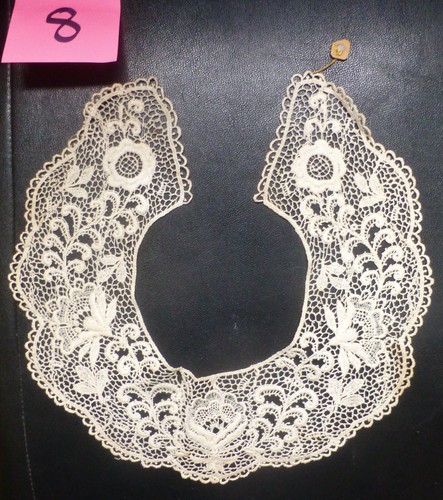 Dentelle ancienne col berth - dentelle,