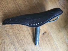 Selle de vélo en cuir marron ancienne Velay Cuir