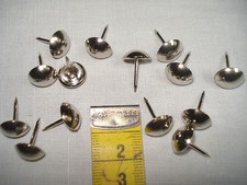 Clous de tapissier (250) perle