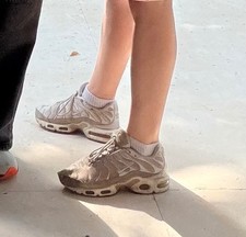 Women's gym shoes sneakers