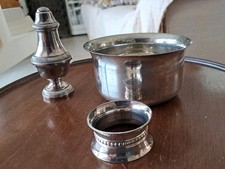 métal Argenté Ancien Lot Rond Serviette Poivrière Bol Ancien Art De La TABLE