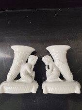 Paire de vases Putti