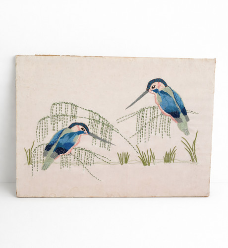 Broderie ancienne sur soie