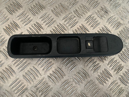 Bouton commande lève - , vitre