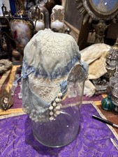 ancien bonnet coiffe en dentelle et broderie epoque 1900 a plumetis pendeloque