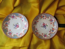 2 anciennes sous  tasses a