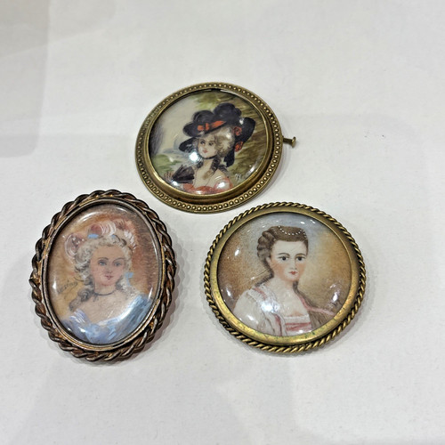 Anciennes miniatures peintes - anciennes,