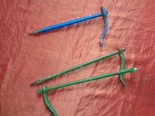 OUTILLAGE: 3 CHEVILLETTES de MACONNERIE 30 et 25 cm