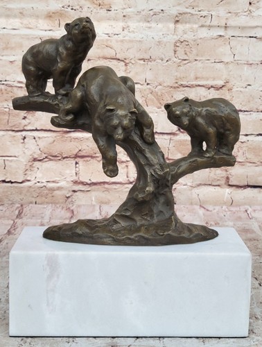 bronze statue taureau