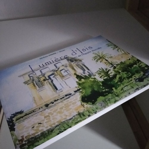 Lumière isis carnets - d'isis, de