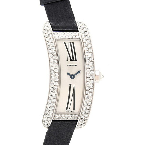 Montre pour femme cartier tank - montre,