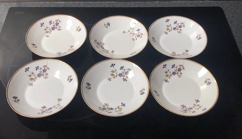 Anciennes assiettes à - 6,
