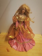 Poupée porcelaine cendrillon - poupée,