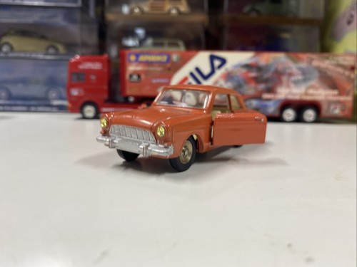 Dinky toys made france - dinky,