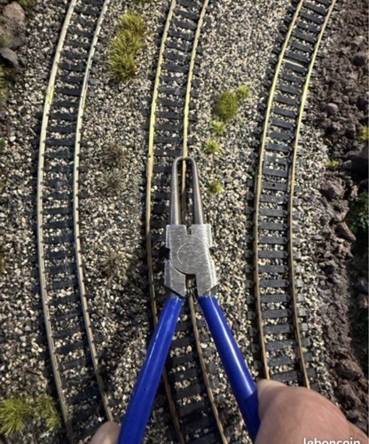 Pince neuve pour resserrer les - pour,