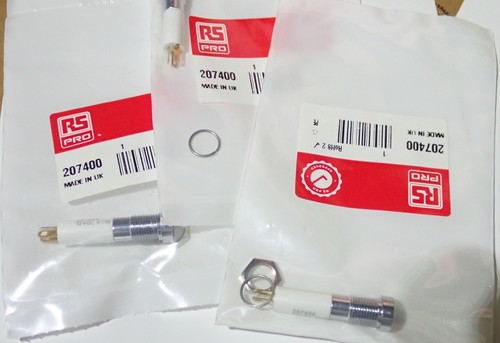 Led radiospares 207400 - led, rs