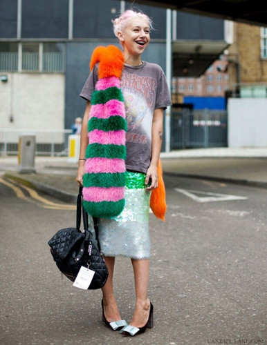 Jupe crayon moschino pas cher - jupe,
