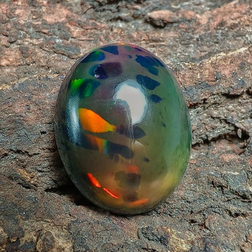 Véritable cabochon ovale - , noir