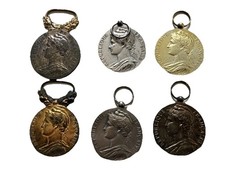 Lot de Six Médailles du