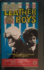 VHS CUIR BOYS VHS PREMIÈRE FOIS SUR VIDÉO RITA TUSHINGHAM MIA CULTURE GAY LGBT