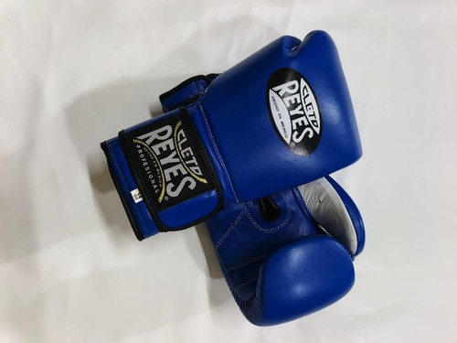 cleto reyes boxing gloves
