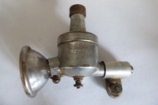 ancienne dynamo de vélo avec