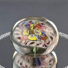 Ancien Important Presse Papier Sulfure à Décor Stylisé Diamètre 9,7 cm