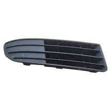 Grille de pare choc avant droit 6Q0853666E9B9 Volkswagen POLO IV 9N3