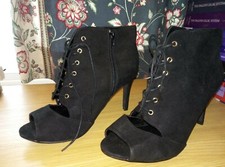 Chaussures noires femme New Look dentelle talons aiguilles pointure 6 pas cher