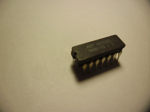 HEF4072BD.(1PC)