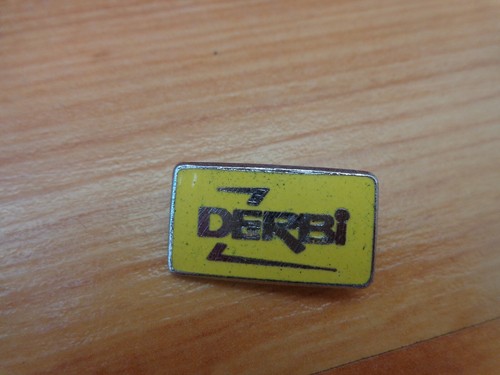 Insigne badge émaillé - badge,