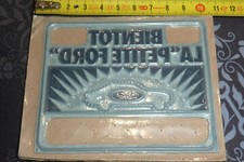 La petite ford embossed metal