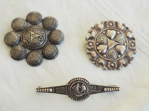 Lot broches anciennes - 3,