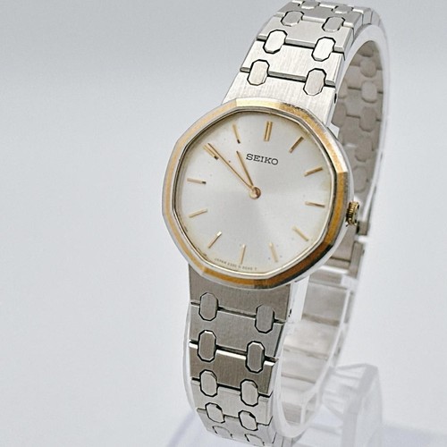 Rare montre octogonale - , femme