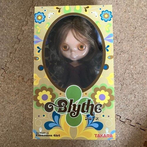 Poupée mode fille cannelle - poupée,