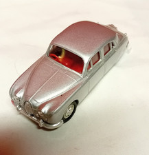 miniature jaguar mk 1 éligor 1/43