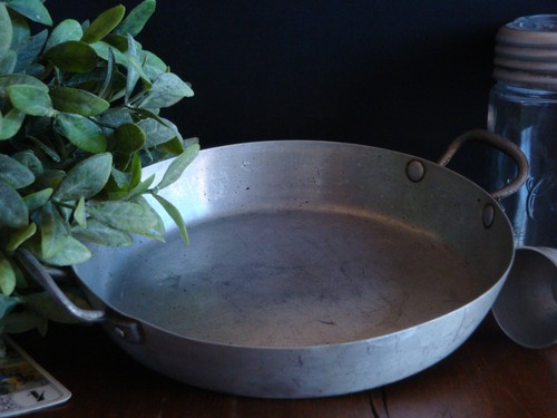 Plat vintage ancien - plat,