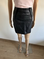 Jupe noire avec simili cuir