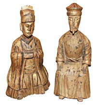 2 statuettes en bois dorée de couple de Chine début 20e