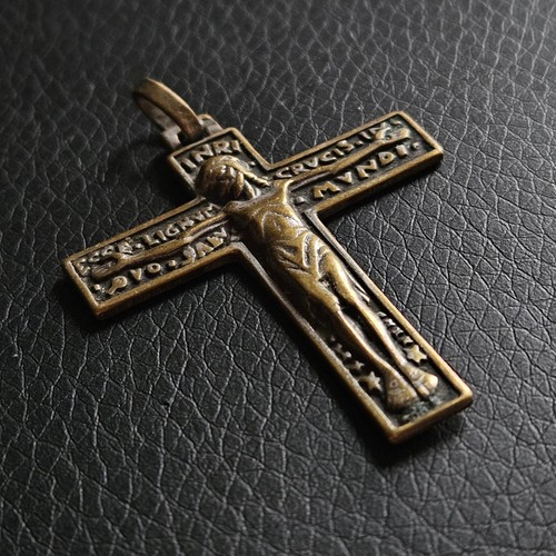 Croix crucifix dans goût - croix,