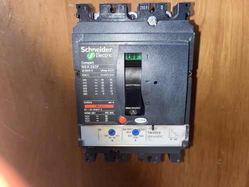 Nsx250f schneider electric - schneider,