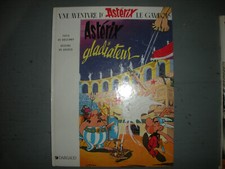 LIVRE - ASTERIX GLADIATEUR  -