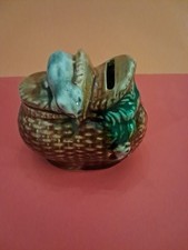 ancienne Tirelire A Casser chat sur un panier, barbotine,Onnaing?