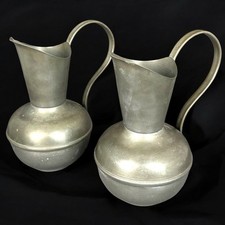 Lot 2 pichets cuivre et étain