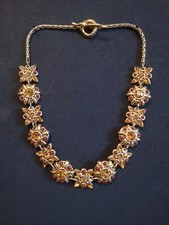 collier de la Maison Taratata