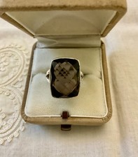 ANCIENNE BAGUE ARGENT MASSIF OUVRAGÉE -  IMPOSANTE TOPAZE FUMÉ TAILLE COUSSIN