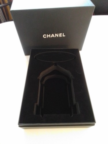 Boîte chanel rare - chanel,