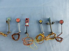 Lot de 6 panneaux lumineux STOP passage niveaux Ho train électrique DIORAMA (A)