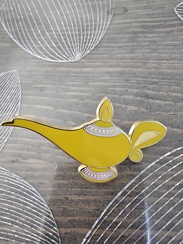 Pins disneyland paris lampe - disneyland,